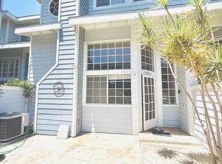 19130 Beachcrest Ln APT C, Huntington Beach, CA 92646