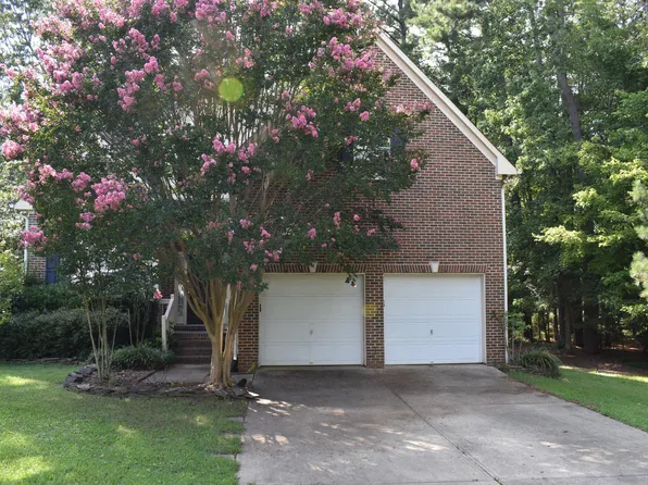 5402 Whisperwood Dr, Durham, NC 27713