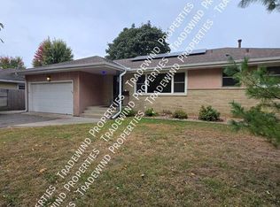 3209 Welcome Ave N, Crystal, MN 55422