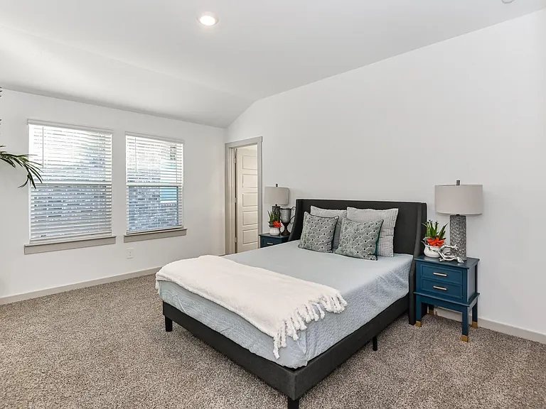 7811 Golden Rubia Ln — Photo 7