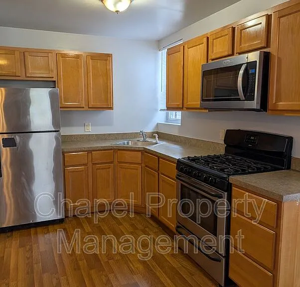 1346 N 27th St #3 — Photo 7