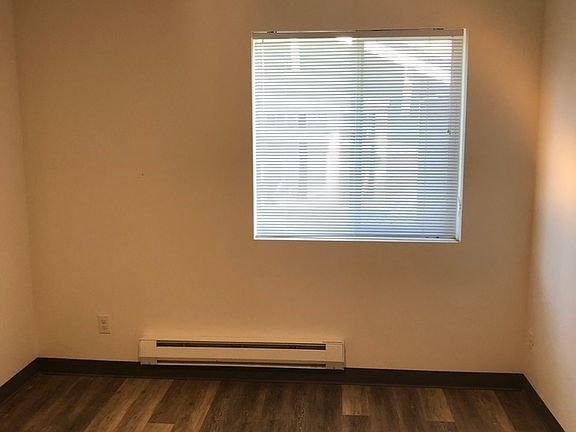 2nd image of 4732 20th Ave NE APT 204