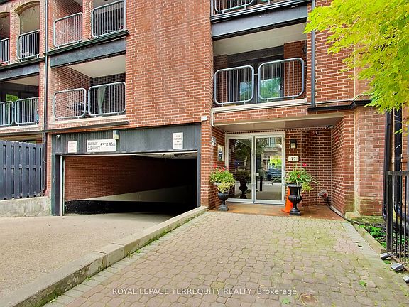 4th image of 17 Pembroke St #15
