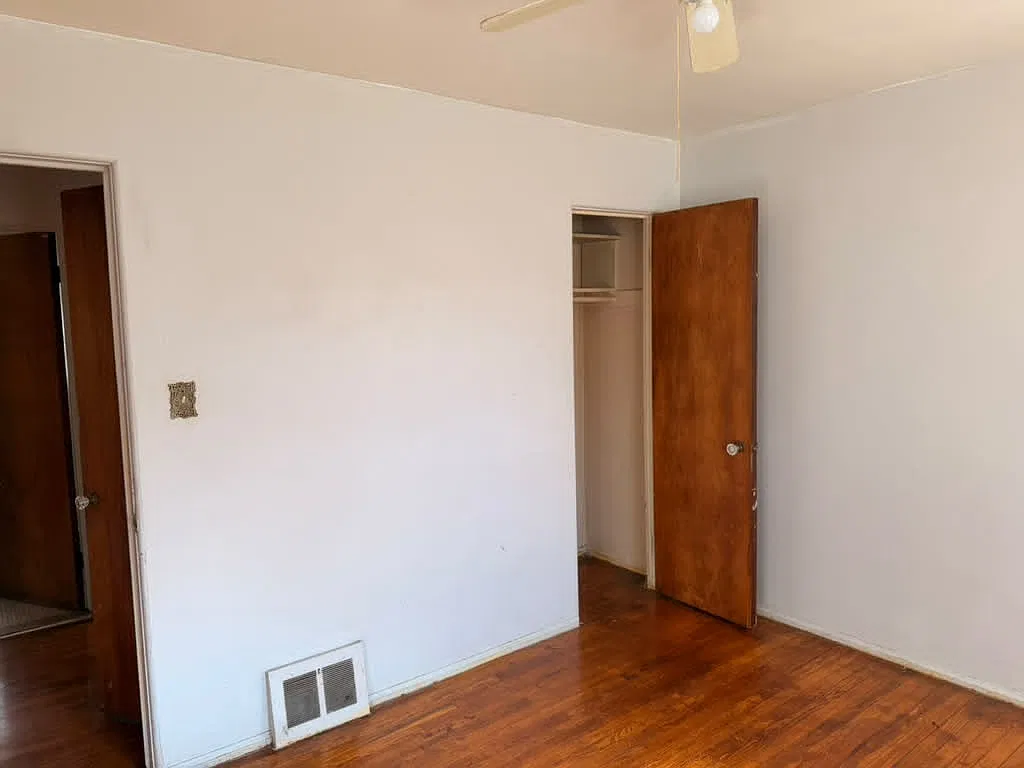 2 bed, 751 sqft, $1,300 — Photo 4