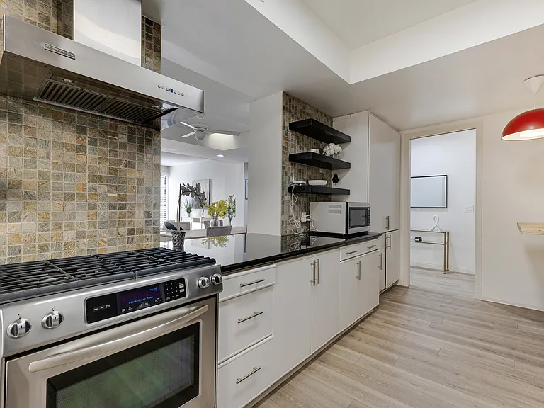 235 S Tower Dr #305 — Photo 14