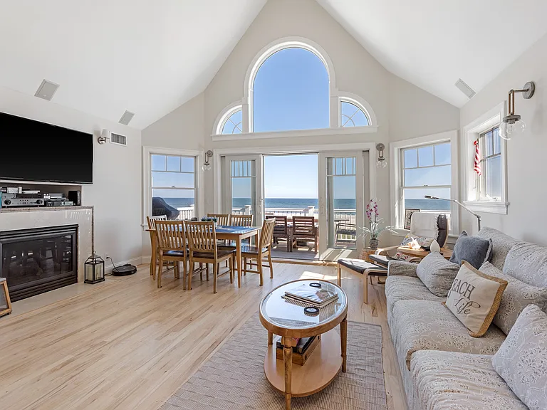 781 Dune Rd — Photo 21