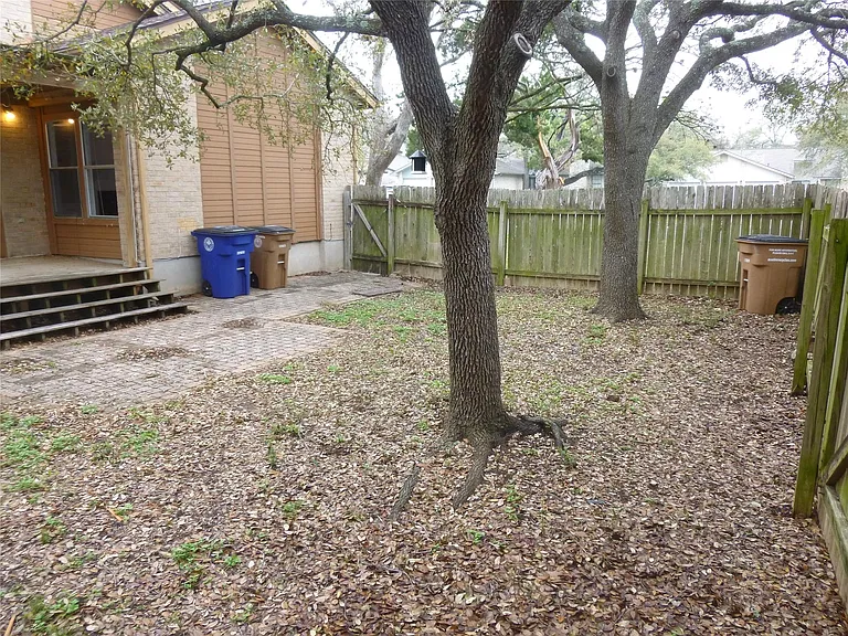 8410A Fathom Cir — Photo 37