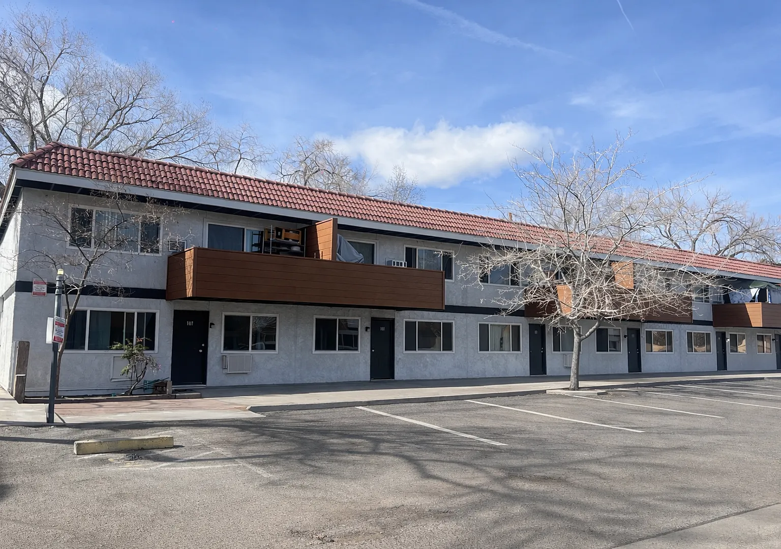 Elm Glen Apartments — Photo 4