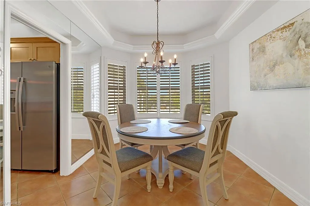 3 bed, 2.0 bath, 1633 sqft, $11,000 — Photo 4