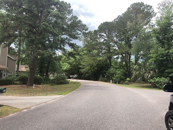 5th image of 23 Chinaberry Dr