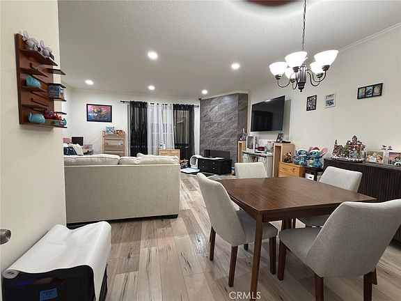 4th image of 13214 Moorpark St APT 108