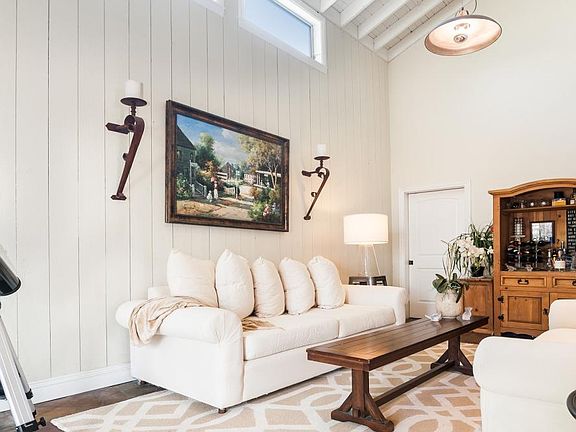 The Living Room - Soaring Ceilings