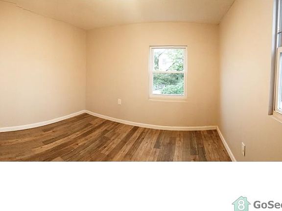 4th image of 52 Britton St #2R