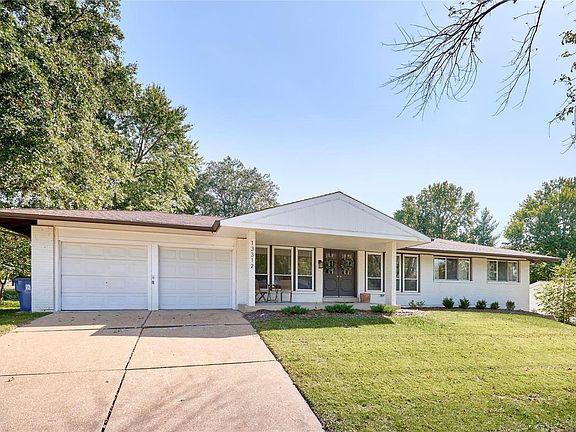 2nd image of 13312 Hobnail Dr