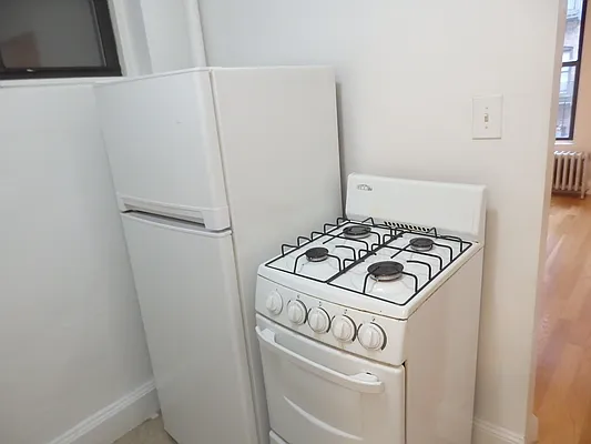 Rented by John O'Kelly Real Estate | media 7