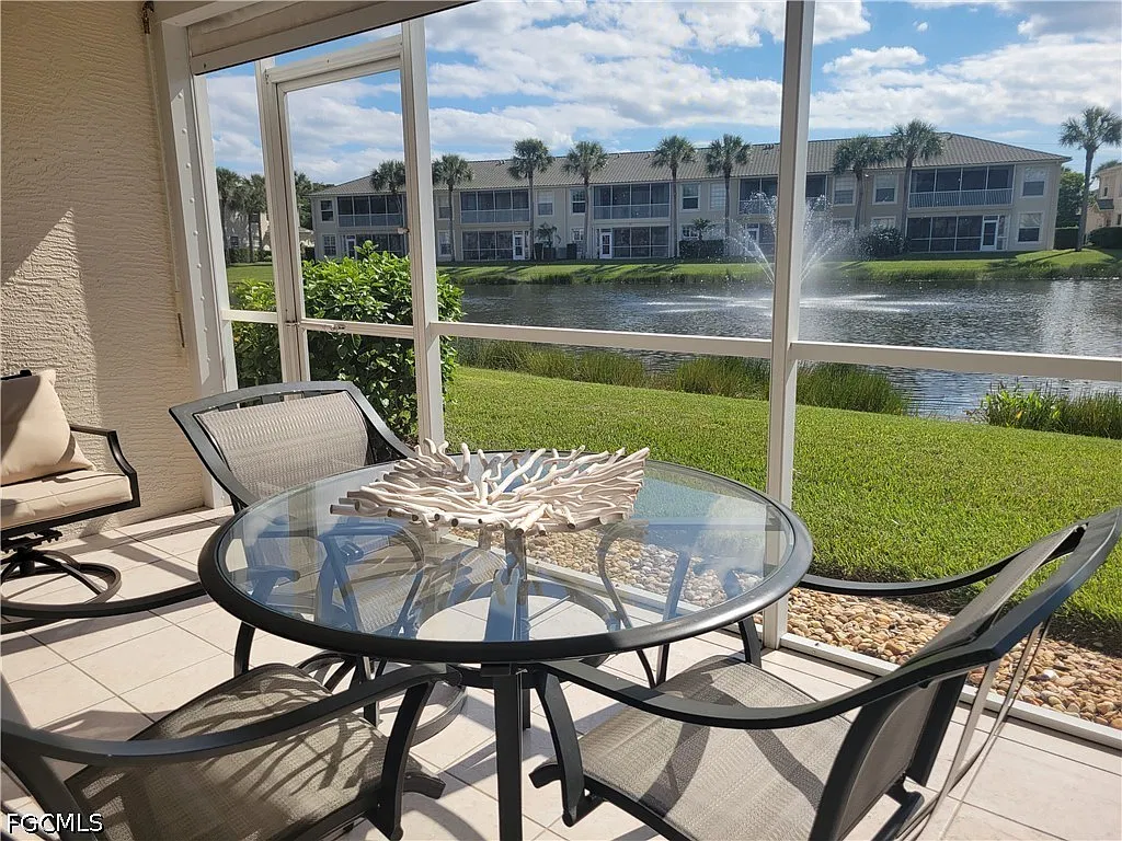 2 bed, 2.0 bath, 1558 sqft, $6,000 — Photo 1
