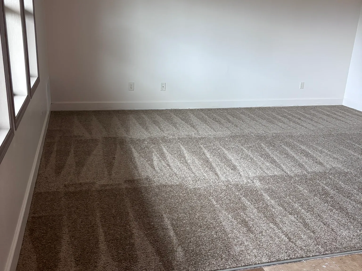 2 bed, 910 sqft, $1,550 — Photo 2