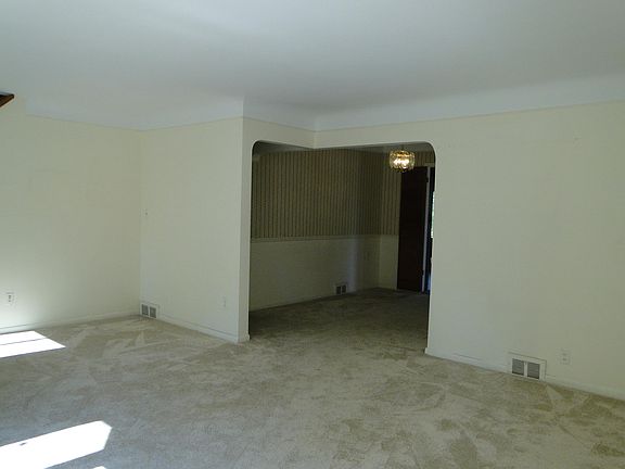 2nd image of 29059 Brody Ave