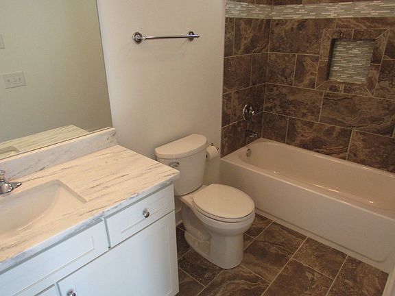 5th image of 5920 Maxon Ave #B