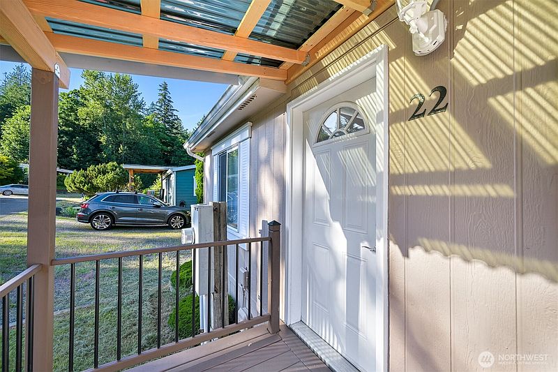 5th image of 2174 Yew Street Road #22