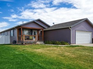 1608 Pathfinder Cir, Gillette, WY 82716