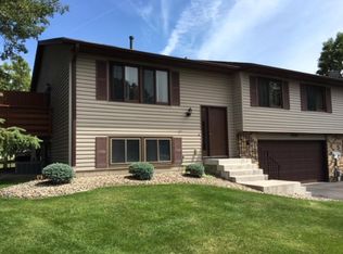 1026 122nd Ave NE, Blaine, MN 55434
