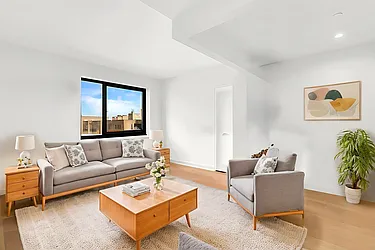 65-70 Austin Street, #505