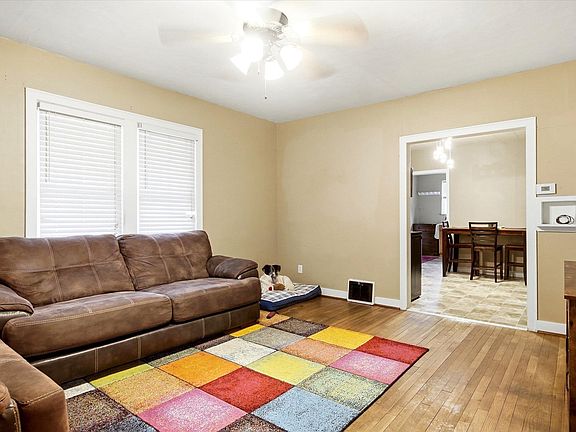 5th image of 403 Topeka Ave