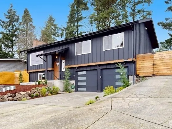 21246 15th Avenue S, Des Moines, WA 98198