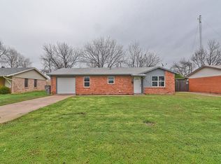 1415 Phoenix Dr, Wichita Falls, TX 76306