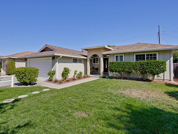 3rd image of 1417 Merrywood Dr