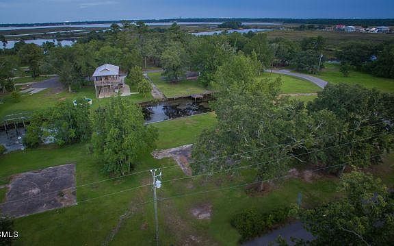 4th image of 10081 Shorecrest Dr