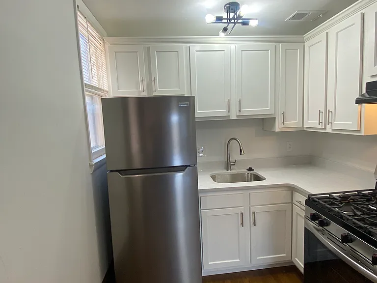 236 Buttles Ave — Photo 10