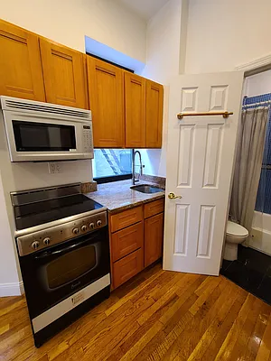 Rented by Point NYC | media 1