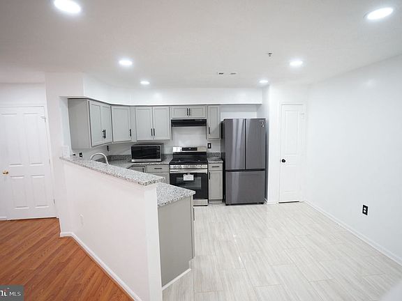 3rd image of 1804 Watch House Cir S