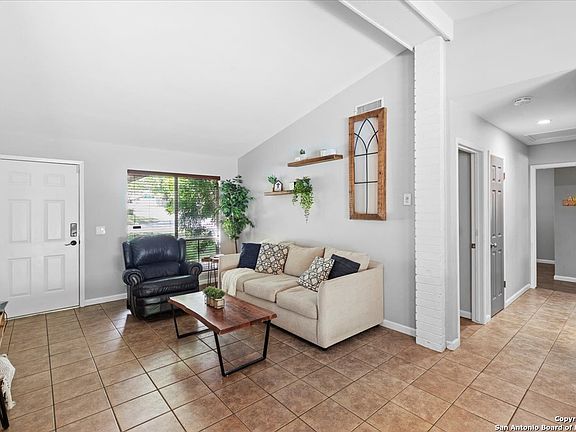 5th image of 8407 COLLINGWOOD