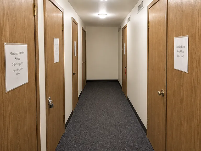 Tennyson Heights Apartments — Photo 6