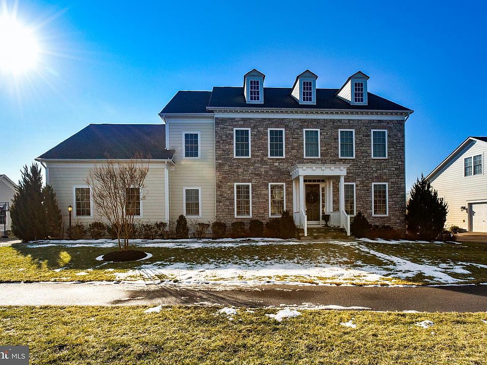 1st image of 41761 Ivy Glen Ct