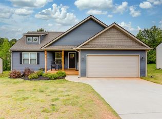 120 Rose Ln, Liberty, SC 29657