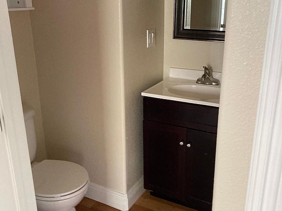 3rd image of 456 N Genesee Ave #456