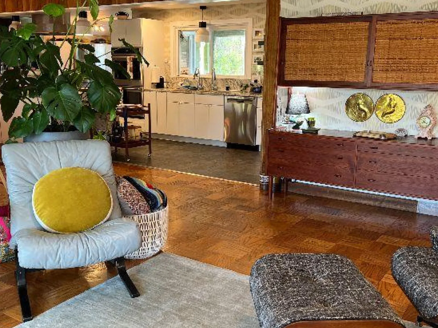 2 bed, 2394 sqft, $3,800 — Photo 3
