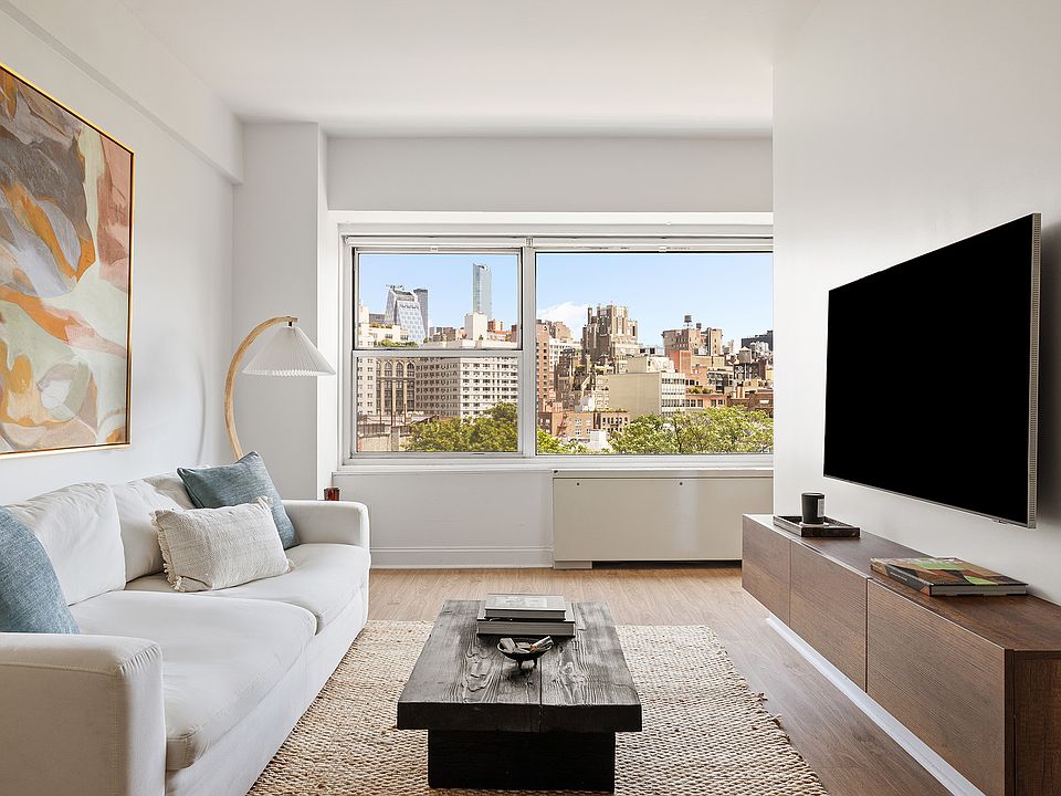 1st image of 33 Greenwich Ave APT 10F