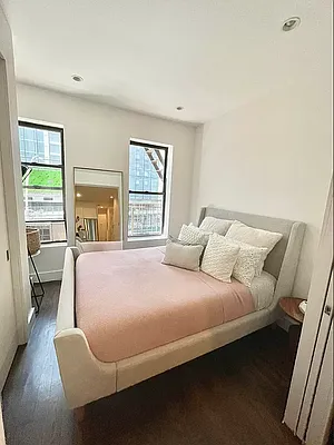 Rented by VRE | media 3