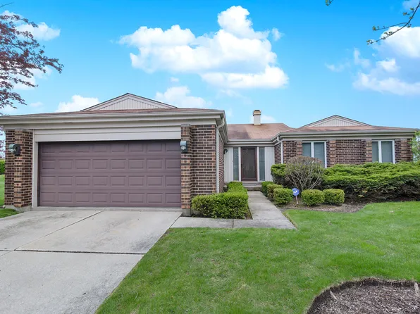 4511 Lindenwood Ln, Northbrook, IL 60062