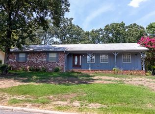 102 Pinecrest Ct, Hot Springs, AR 71913