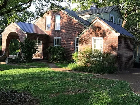 1303 Madison Ave, Athens, TN 37303
