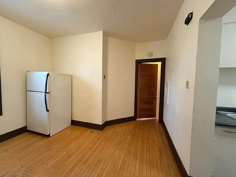 Unit Photo