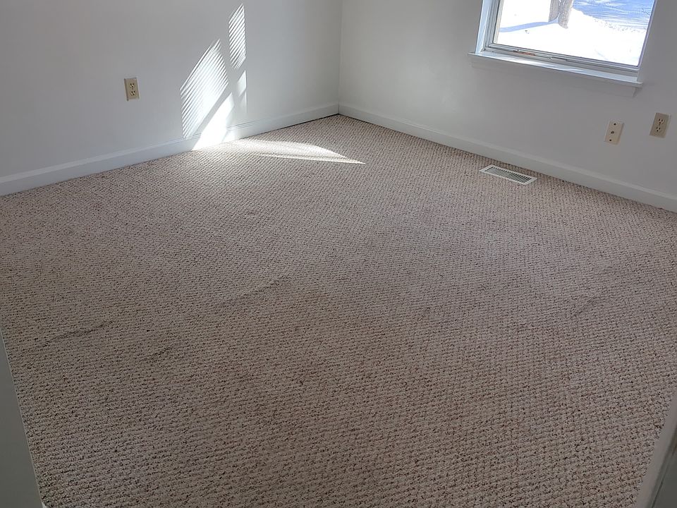 2nd image of 431 Janie Ln