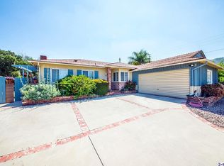 10308 Langmuir Ave, Sunland, CA 91040