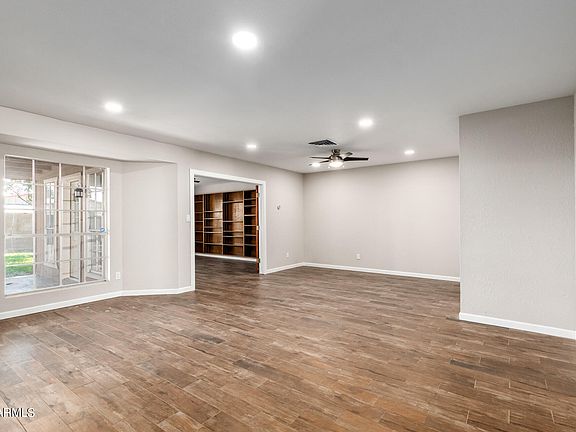 5th image of 6421 W CHOLLA Street